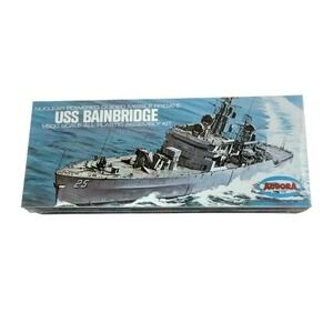 USS Bainbridge Guided Missile Frigate Aurora 1:600 scale ship model kit Atlantis